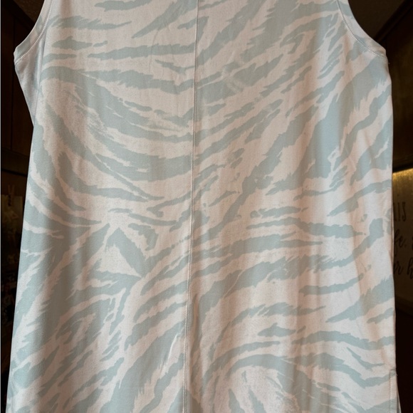 Wonderly Pale Blue & White Zebra-Pattern Tank, Worn Once!!! - Picture 2 of 4